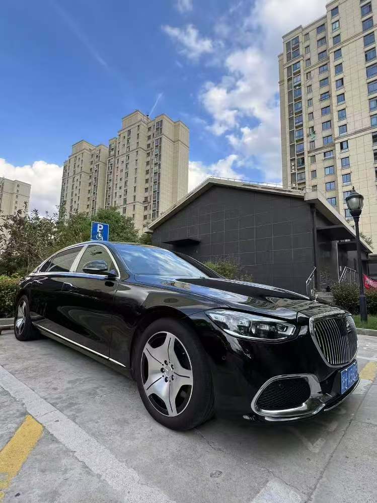 Luxury Car Rental in Guangzhou